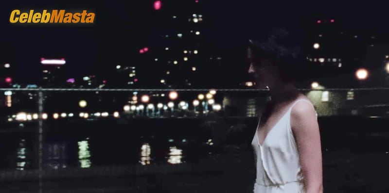 Margaret Qualley Pics from the Set of Tiny Moves photo 4