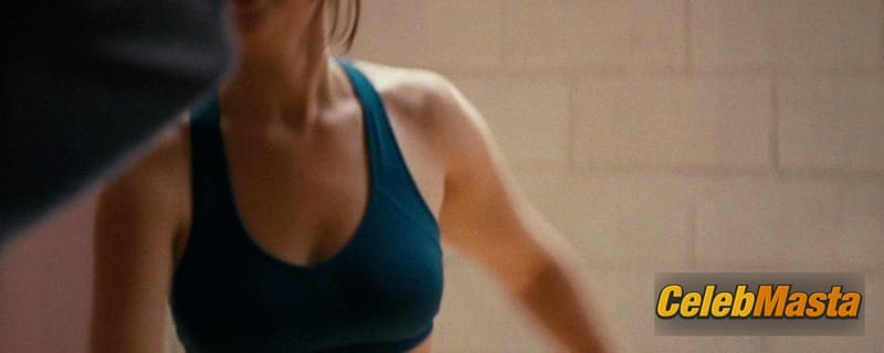 Jennifer Lawrence Pics from the Set of Silver Linings Playbook photo 4
