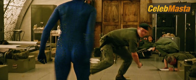 Jennifer Lawrence Topless Photo Set from X-men Days Of Future Past photo 2