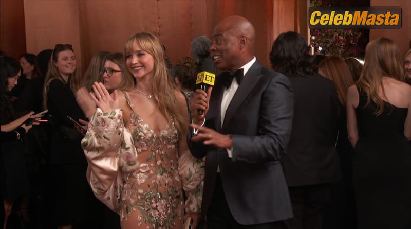 Photo Gallery: Jennifer Lawrence in The Golden Globe Awards photo 1