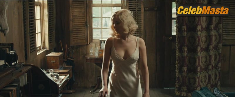 Jennifer Lawrence Bare Photoshoot Gallery from Serena photo 4