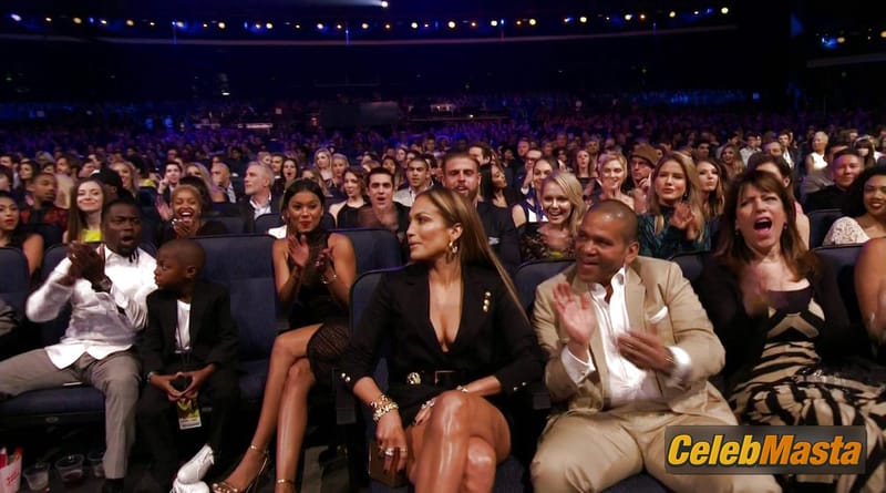 Jennifer Lopez Scene Photos Gallery from Mtv Movie Awards photo 2