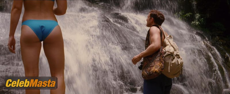 Jessica Biel Topless Photo Set from Stealth photo 3