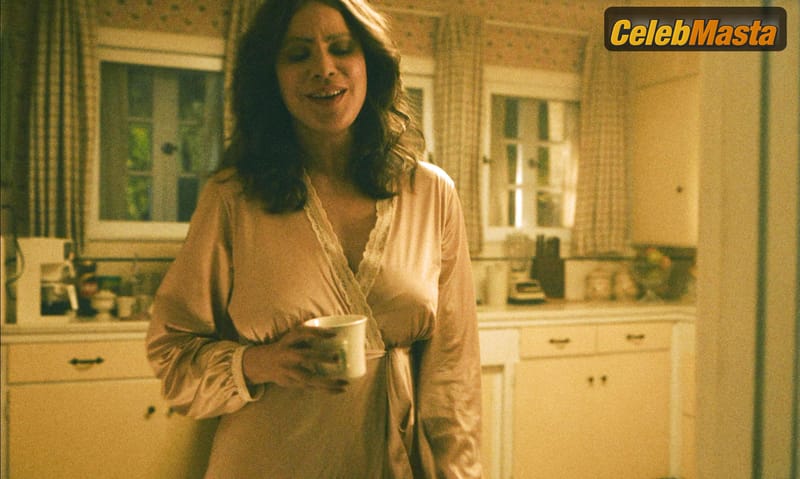 Sofia Vergara Scene Photos Gallery from Griselda photo 2