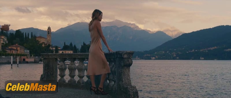 Camille Rowe Photo Collection from Tumi Latitude photo 2