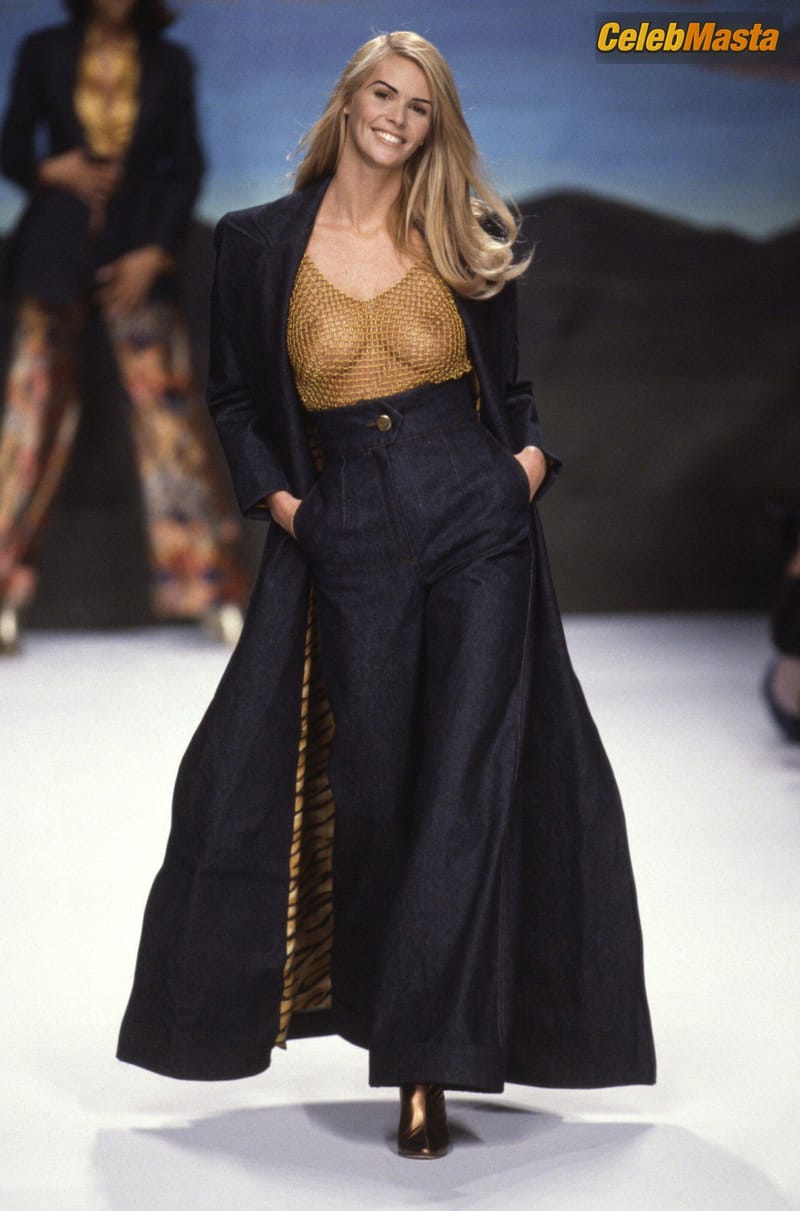 Elle MacPherson Photo Set: Sexy For Todd Oldham Fall/winter 1995 Fashion Collection photo 1