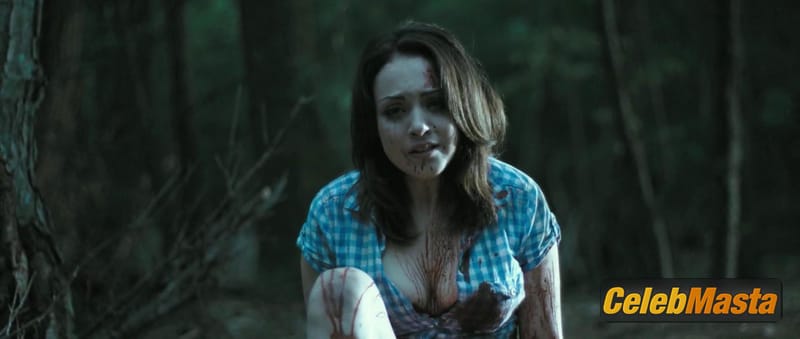Elizabeth Gillies Photo Collection from Animal photo 2