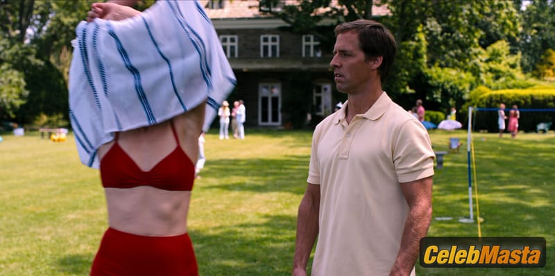 Cobie Smulders Photo Gallery from Friends From College photo 2