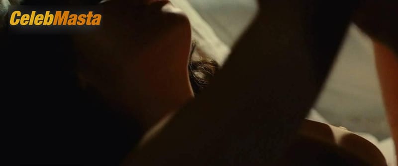 Photo Gallery: Christina Ricci in Bel Ami photo 3