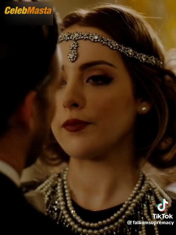 Elizabeth Gillies Photo Set from Dynasty photo 3