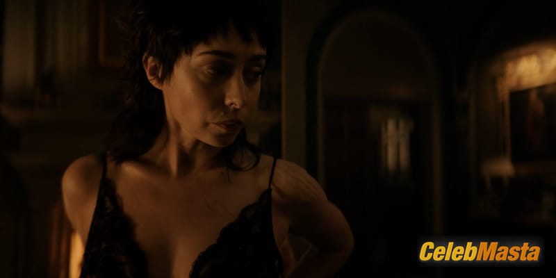 Cristin Milioti Scene Photos Gallery from The Penguin photo 4