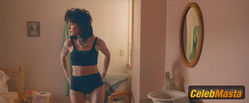 Halsey Photo Gallery from Americana photo 2