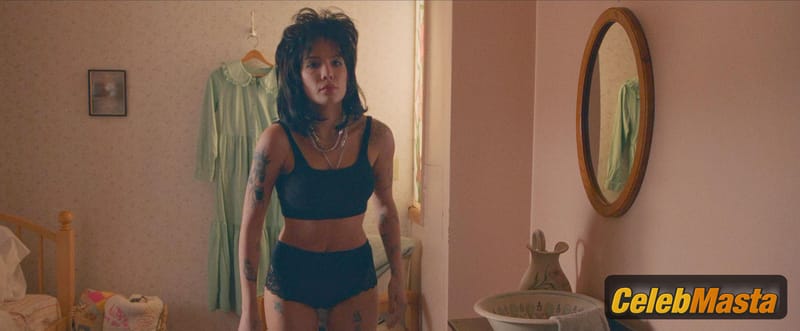 Halsey Photo Gallery from Americana photo 4