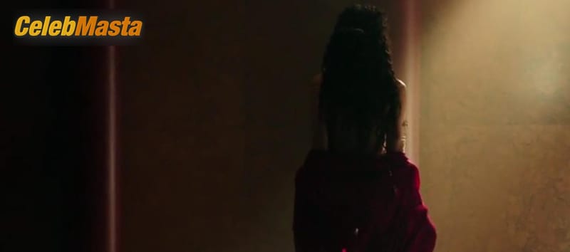 Photo Gallery: Irina Shayk in Hercules photo 4