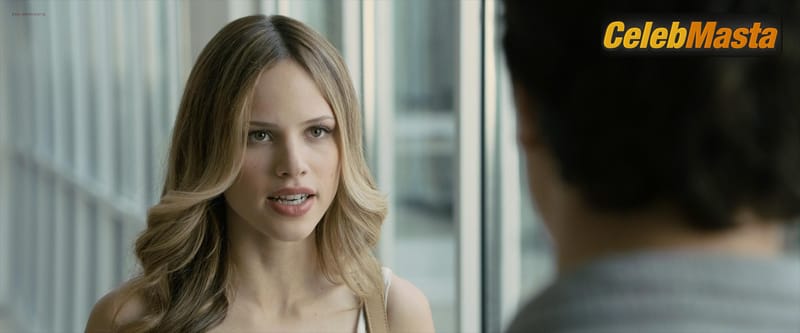 Halston Sage Scene Photos Gallery from Paper Towns photo 1