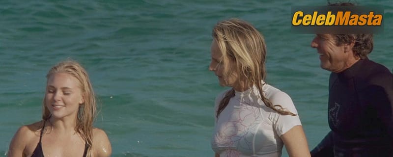 Helen Hunt Scene Photos Gallery from Soul Surfer photo 3