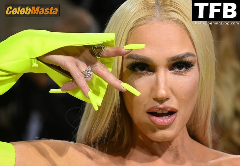 Gwen Stefani Photo Set: Sexy Seen Showcasing Her Stunning Figure At The Met Gala photo 1