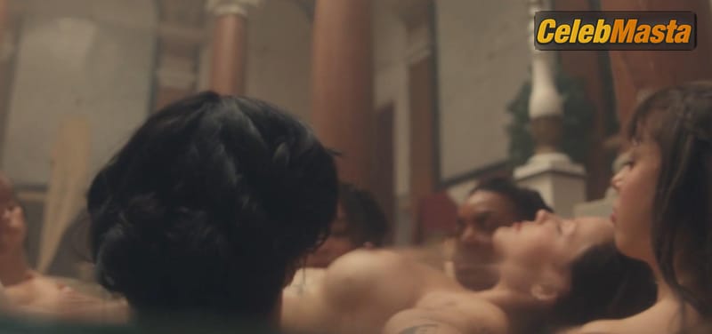 Halsey Photo Gallery from If I Cant Have Love, I Want Power photo 4