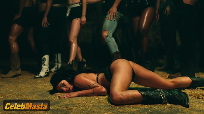 Halsey Photos from You Should Be Sad photo 2