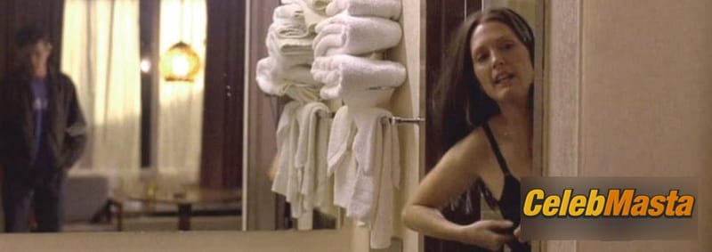 Photo Gallery: Julianne Moore in World Traveler photo 3