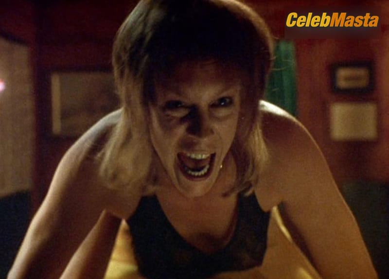 Jamie Lee Curtis Photos from Drowning Mona photo 4