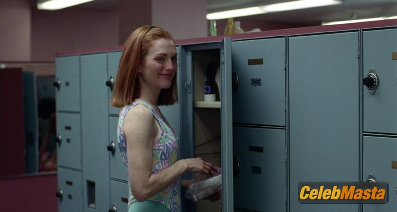 Julianne Moore Scene Photos Gallery from Safe photo 3