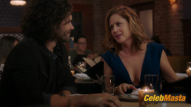 Jenna Fischer Photo Set from Splitting Up Together photo 1
