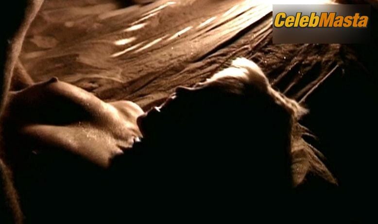 Jennifer Jason Leigh Photos from The King Is Alive photo 2