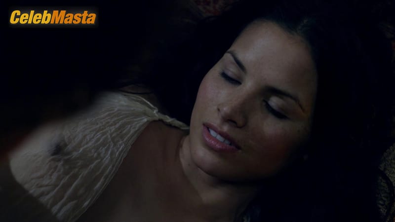 Katrina Law Photo Gallery from Spartacus photo 3