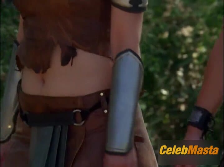 Photo Gallery: Holly Marie Combs in Charmed photo 3