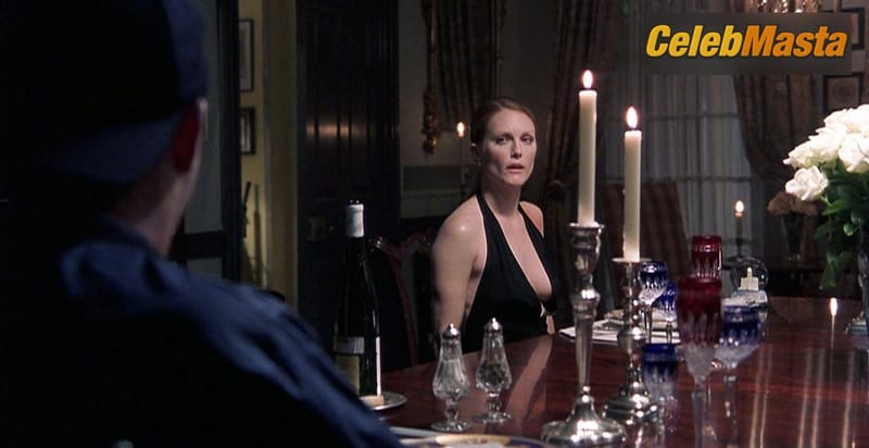 Julianne Moore Photo Gallery from Hannibal photo 3