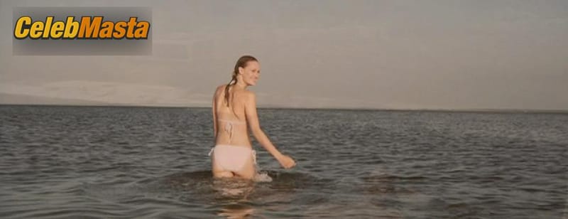 Kerry Bishe Photo Collection from Nice Guy Johnny photo 3