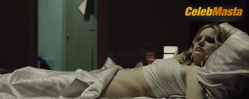 Jennifer Jason Leigh Photo Gallery from The Machinist photo 3