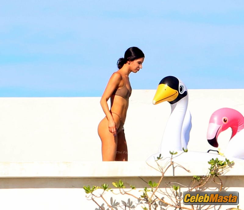Jen Selter Gallery: Sexy Working Out In Sexy Bikini In Mexico photo 3