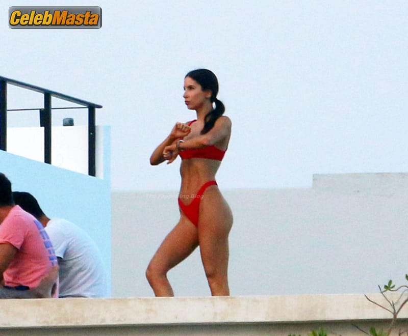 Jen Selter Gallery: Sexy Working Out In Sexy Bikini In Mexico photo 4