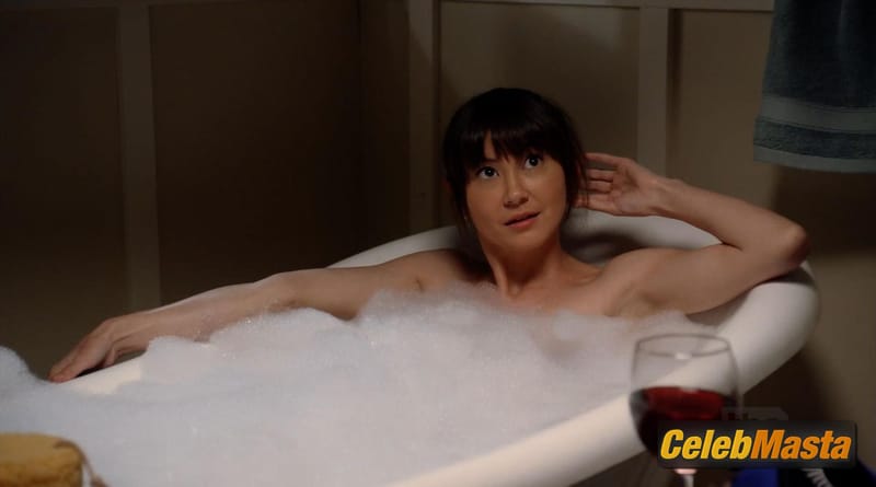 Photo Gallery: Kimiko Glenn in The Guest Book photo 2