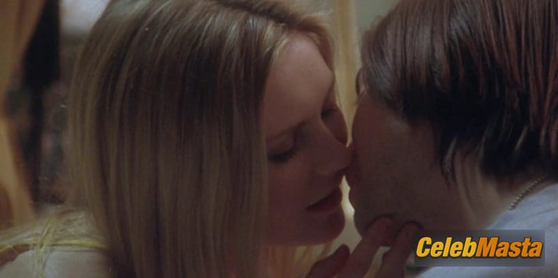 Kirsten Dunst Scene Photos Gallery from Luckytown photo 3