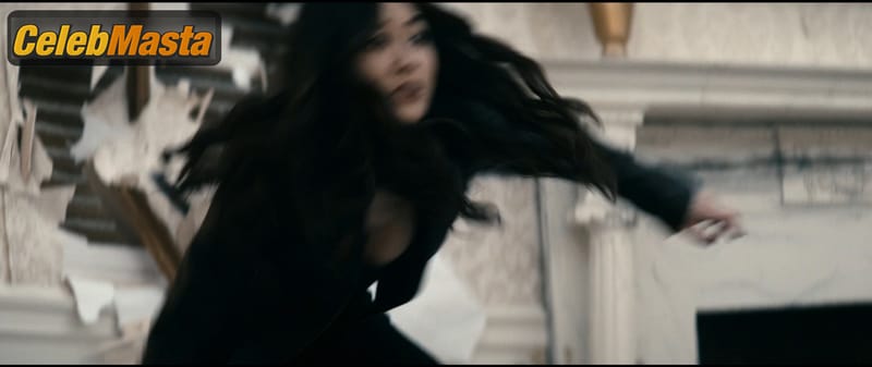 Karen Fukuhara Photo Set from The Boys photo 4