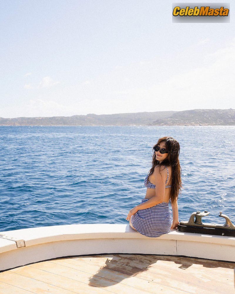 Karen Fukuhara Pics: Sexy Bikini Photos photo 3