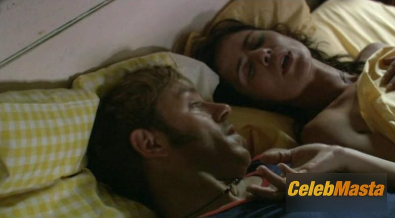 Maura Tierney Photo Gallery from Diggers photo 2