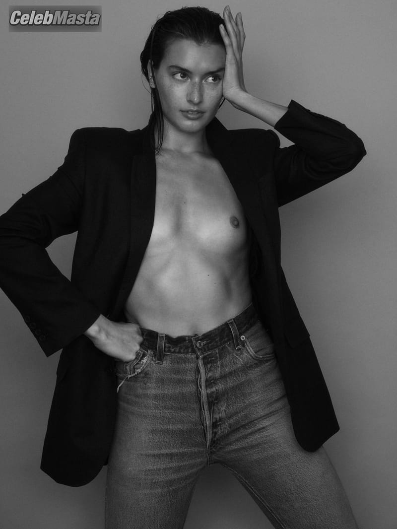 Jessica Clements Photo Gallery: Black And White Photos By Mary Fix For L’officiel Usa photo 4