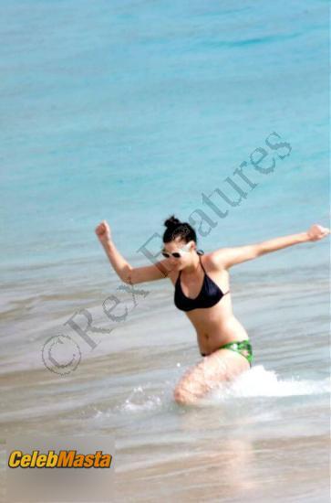 Liv Tyler Photos: Outernet photo 4