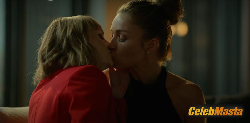 Photo Gallery: Lili Simmons in Power Book Iv Force photo 3