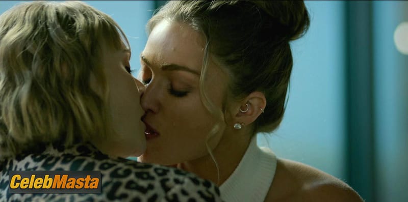 Photo Gallery: Lili Simmons in Power Book Iv Force photo 4