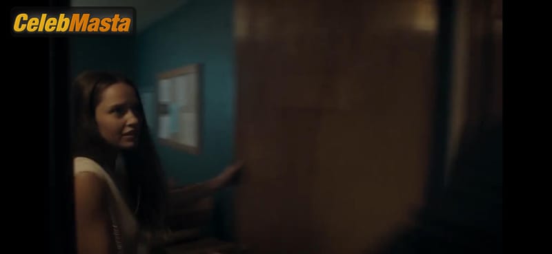 Photo Gallery: Merritt Patterson in The Art Of More photo 2