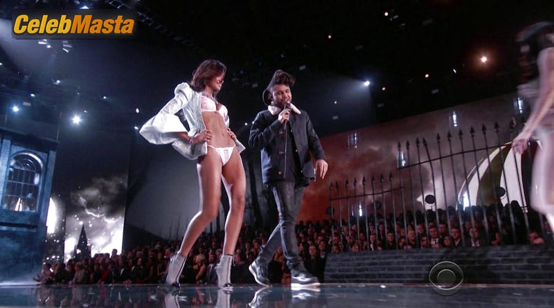 Lais Ribeiro Photo Set from The Victoria’s Secret Fashion Show 2015 photo 3