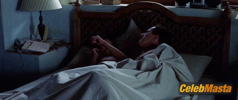 Jamie Lee Curtis Photo Gallery from The Tailor Of Panama photo 4