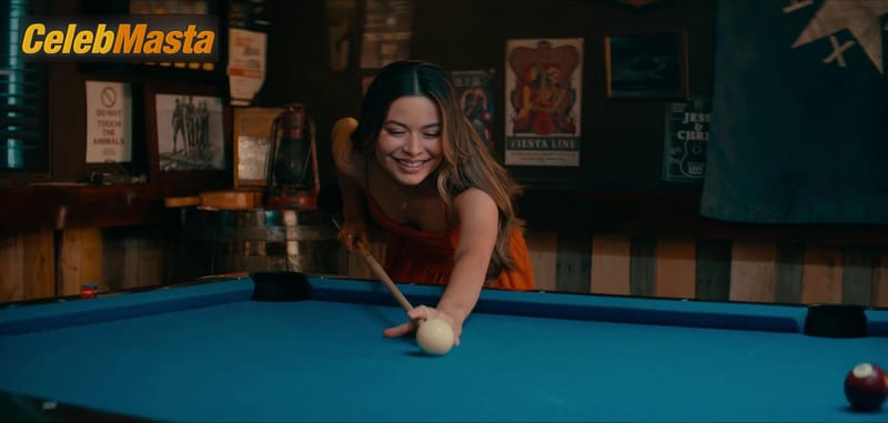 Miranda Cosgrove Scene Photos Gallery from The Wrong Paris photo 4