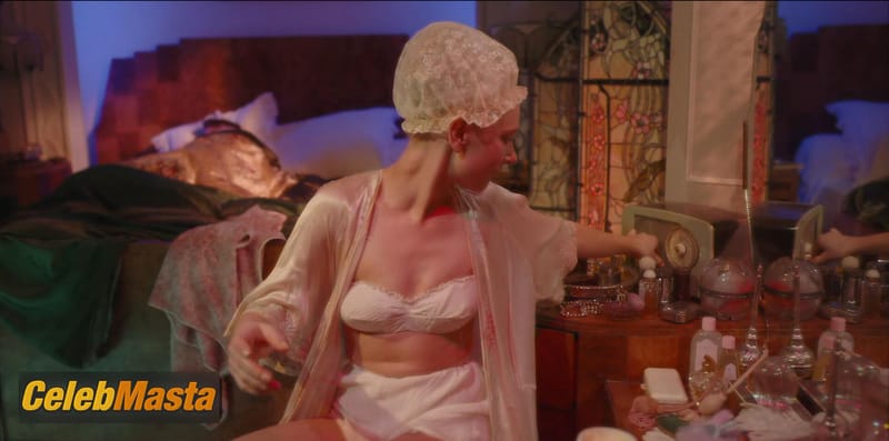 Juno Temple Photo Gallery from Little Birds photo 1