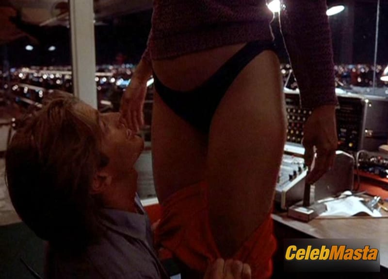 Marisa Tomei Photo Collection from The Perez Family photo 4